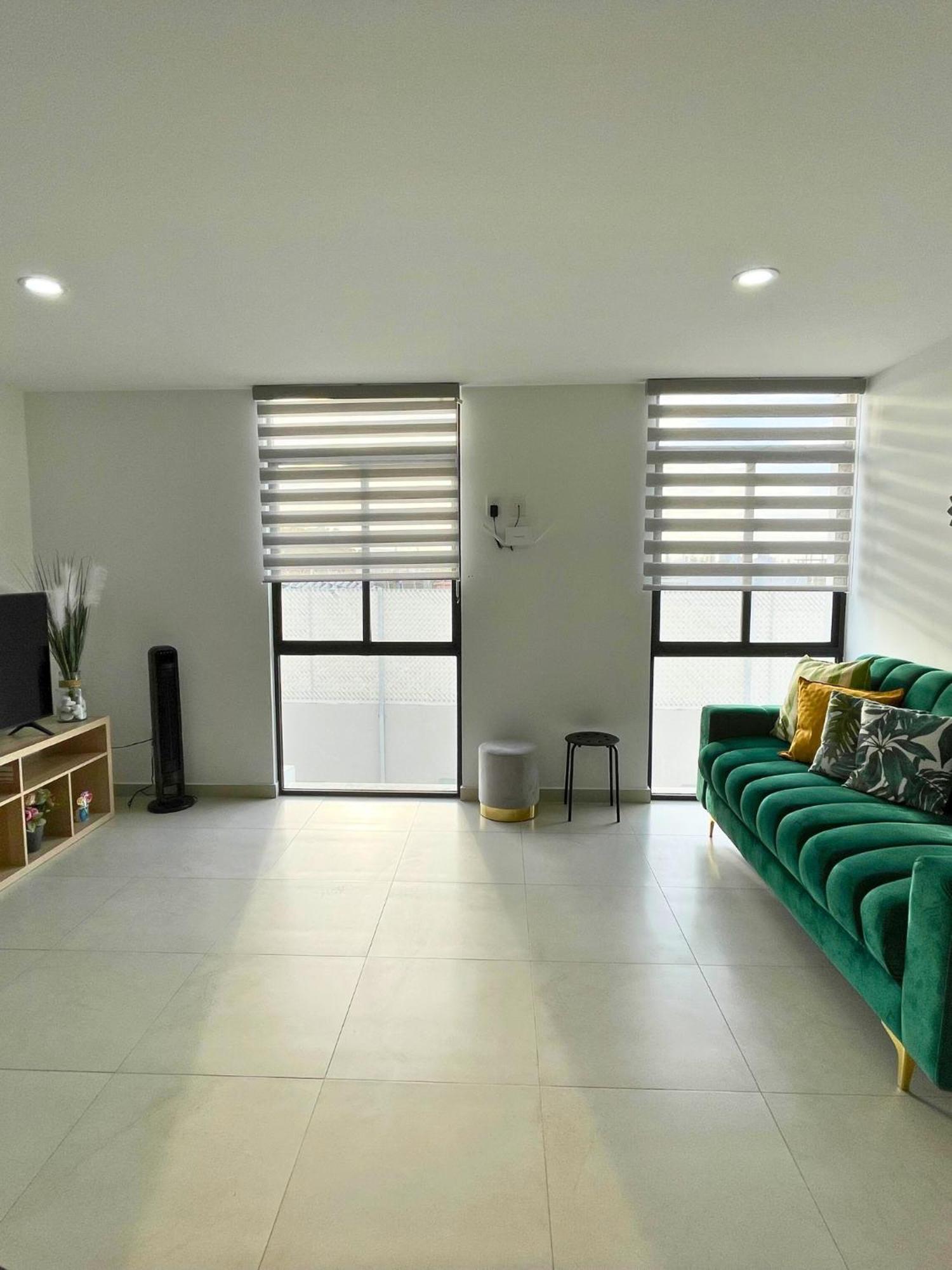 Depa Familiar Centrico Gdl Con Estacionamiento Apartment Guadalajara Exterior photo